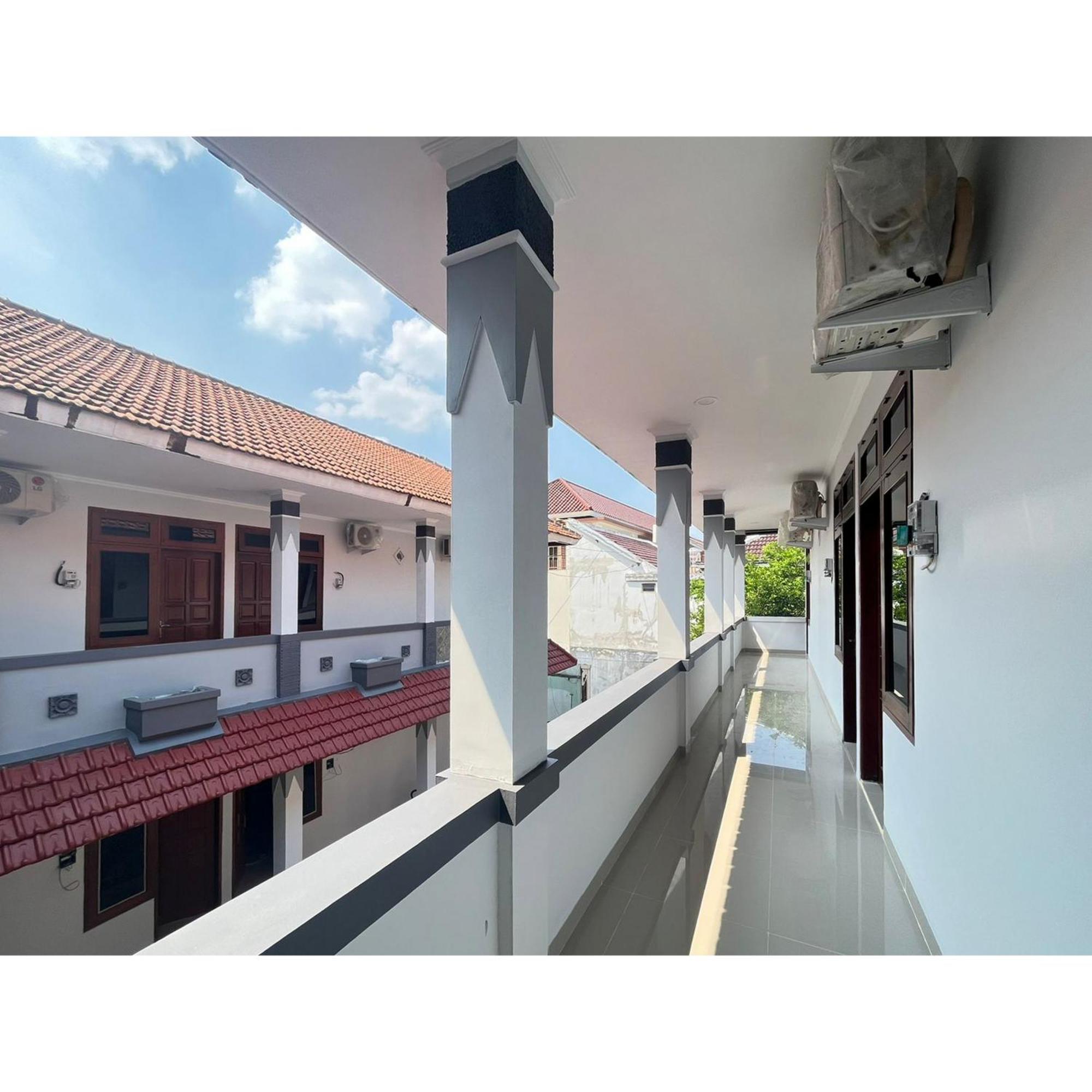 Hotel Reddoorz Near Upn 3 Seturan Yogyakarta Maguwo